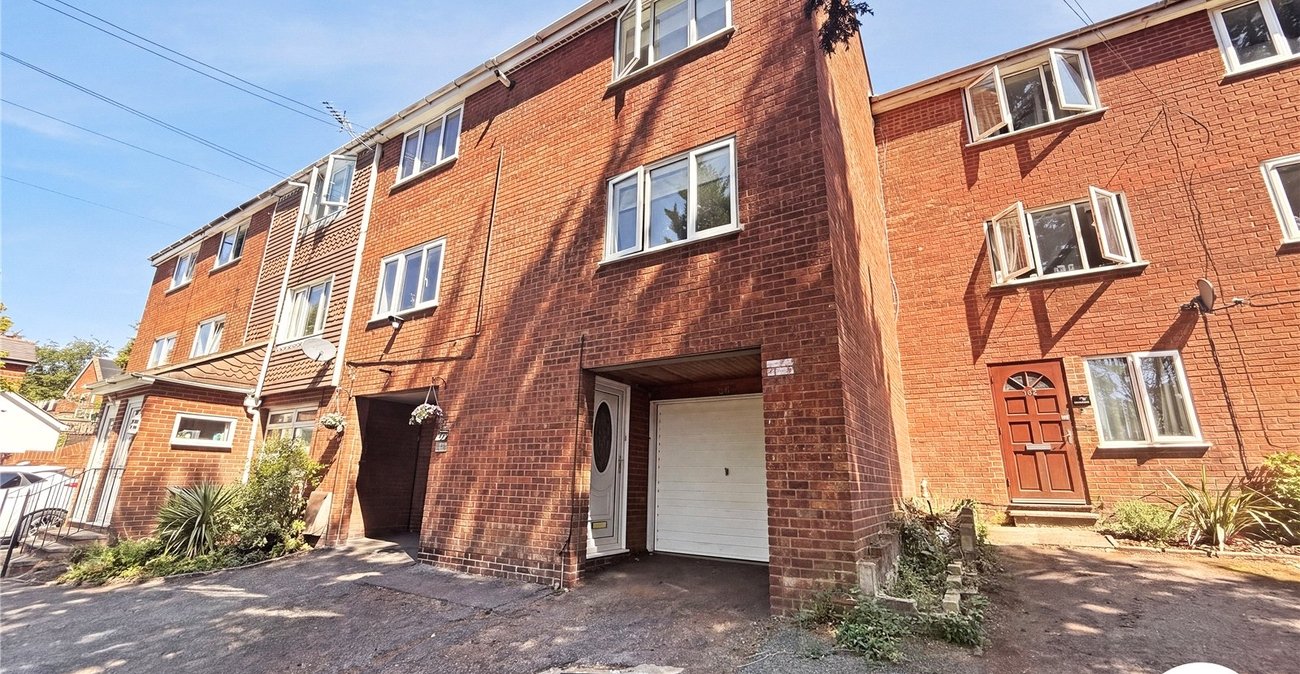 2 bedroom house to rent in Chatham | Robinson Michael & Jackson