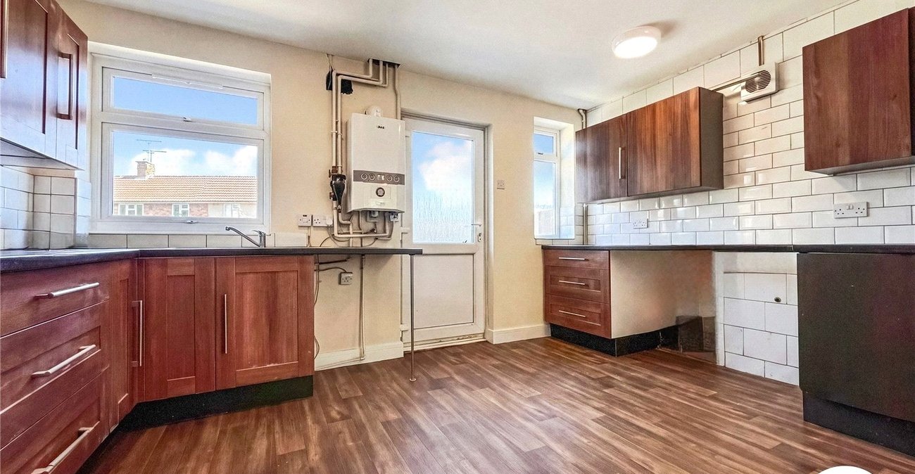 3 bedroom house to rent in Gillingham | Robinson Michael & Jackson