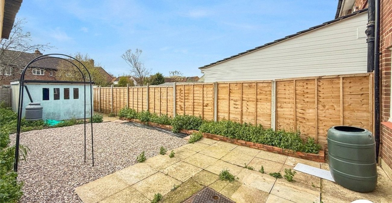 2 bedroom house to rent in Farningham | Robinson Jackson