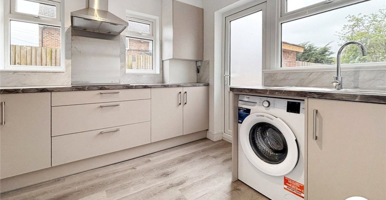 2 bedroom house to rent in Farningham | Robinson Jackson