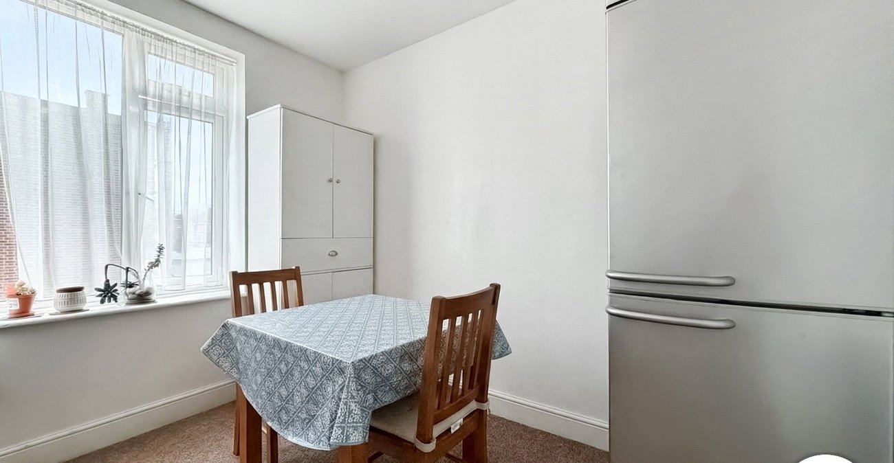 2 bedroom property to rent in Welling | 