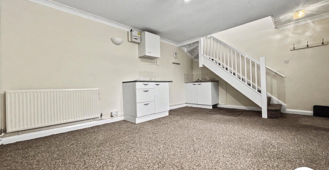 1 bedroom property to rent in Hoo | Robinson Michael & Jackson