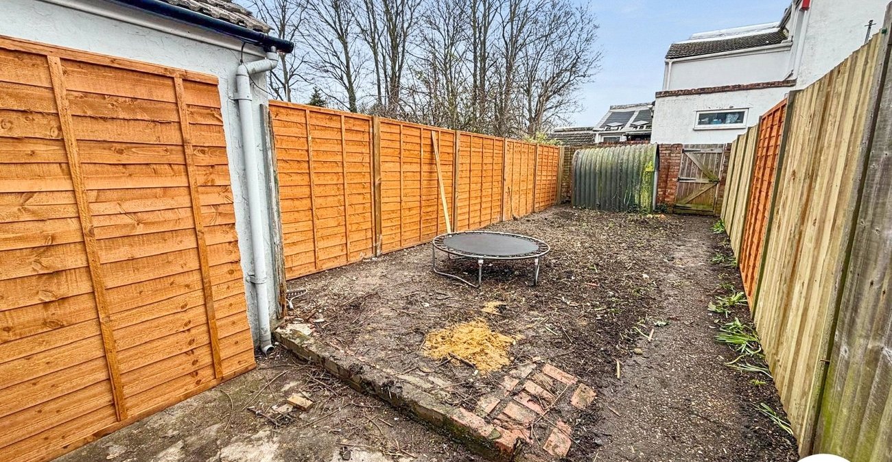 3 bedroom house to rent in Gillingham | Robinson Michael & Jackson