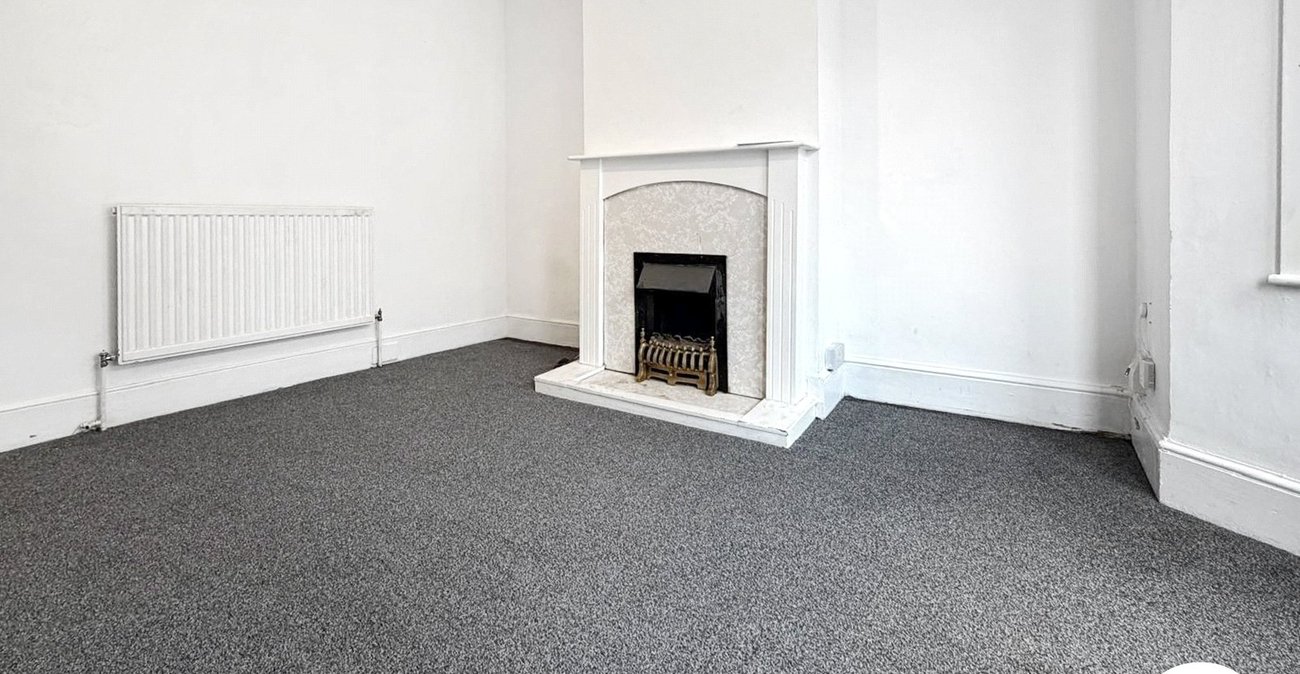 3 bedroom house to rent in Gillingham | Robinson Michael & Jackson