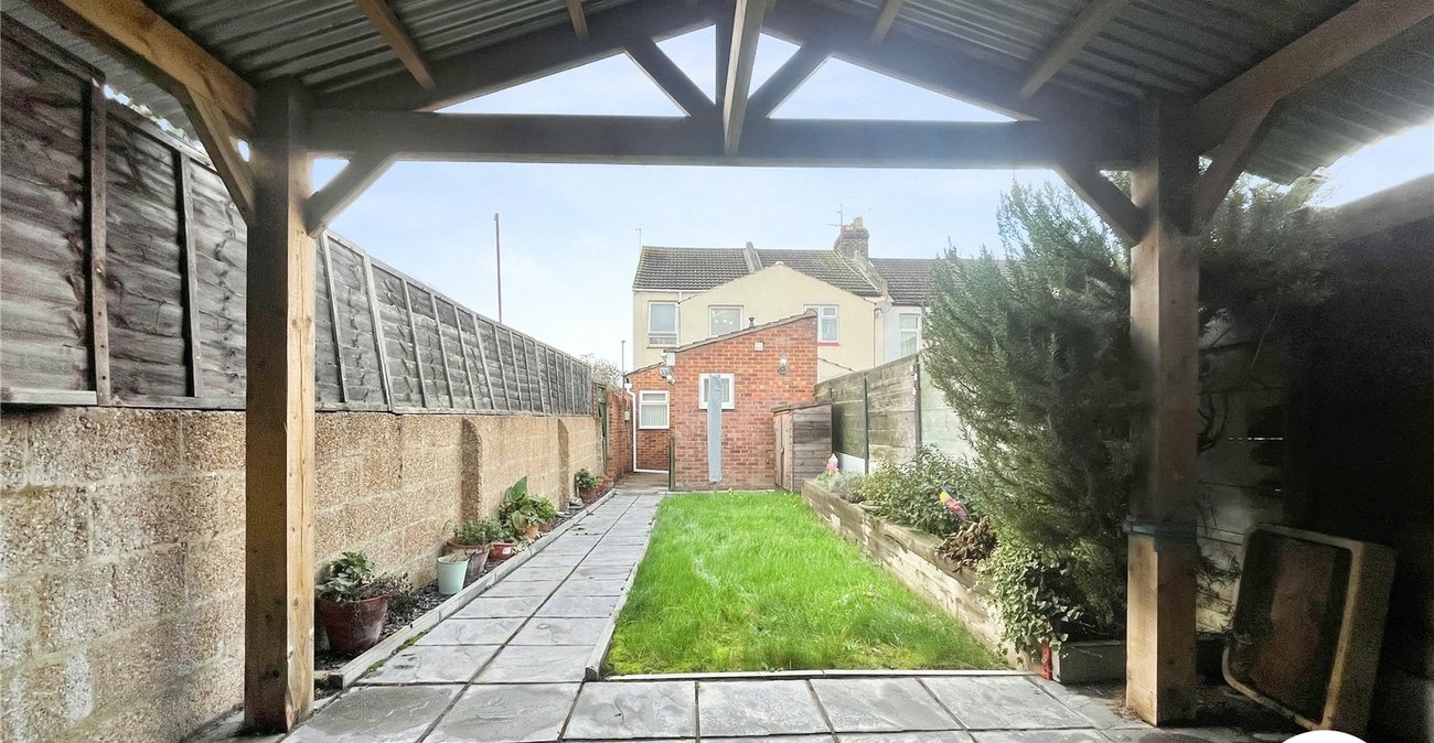 3 bedroom house to rent in Gillingham | Robinson Michael & Jackson