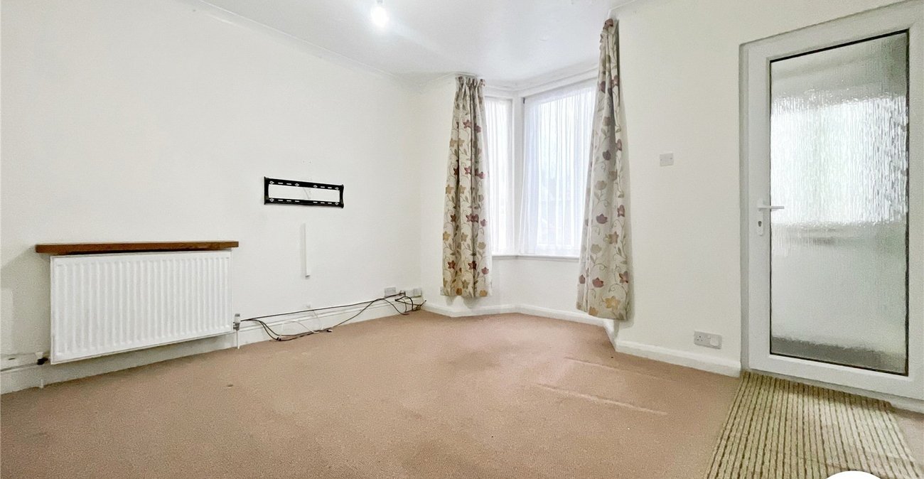 3 bedroom house to rent in Gillingham | Robinson Michael & Jackson