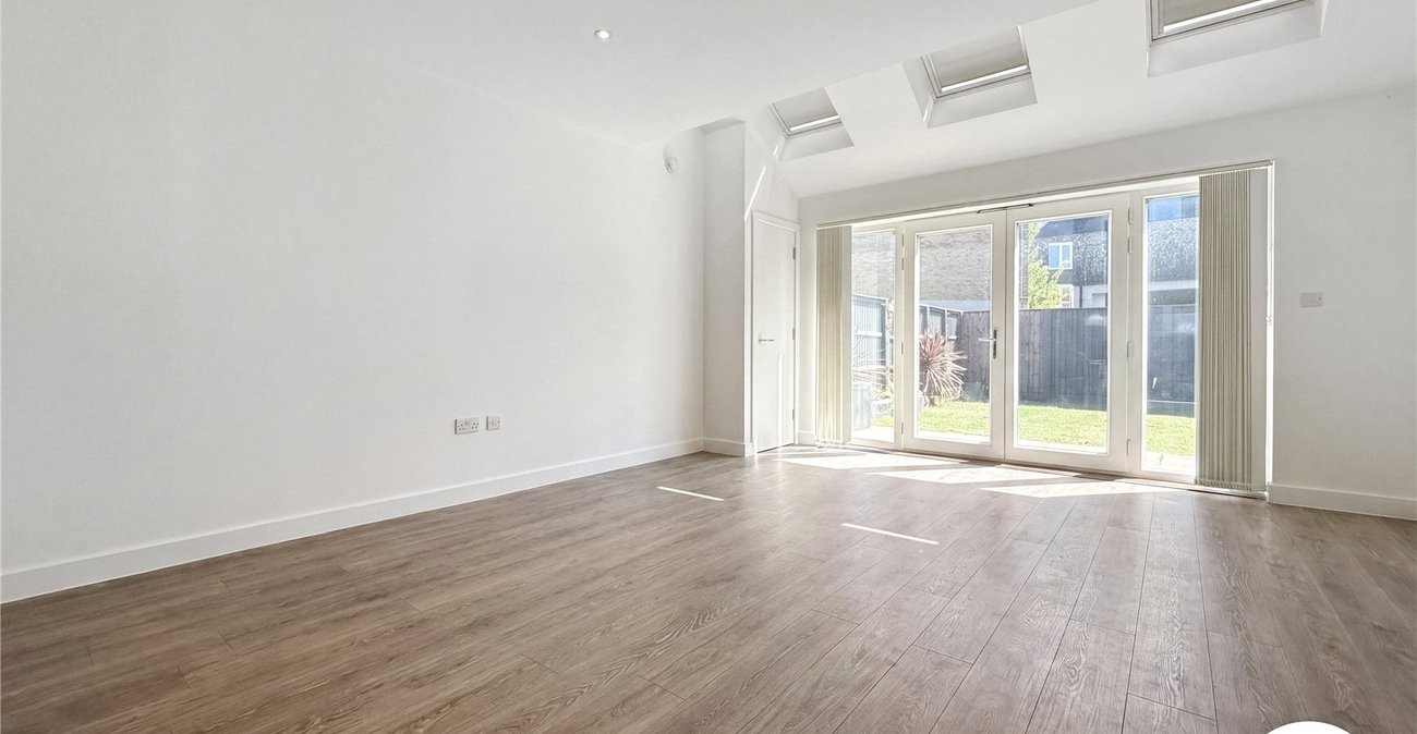 2 bedroom house to rent in Rochester | Robinson Michael & Jackson