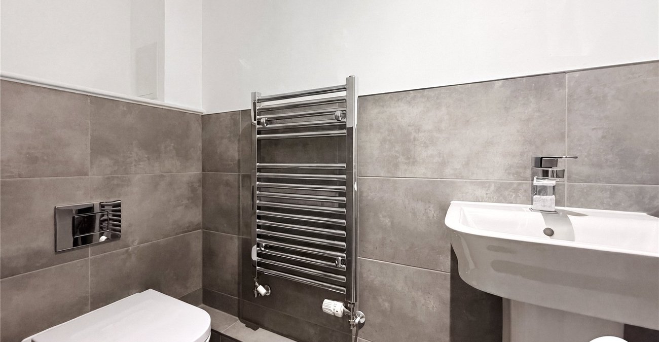 2 bedroom house to rent in Rochester | Robinson Michael & Jackson