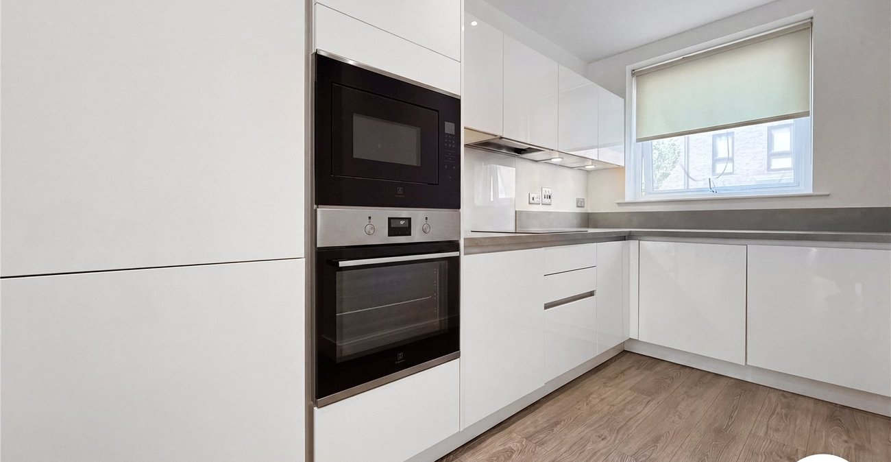 2 bedroom house to rent in Rochester | Robinson Michael & Jackson
