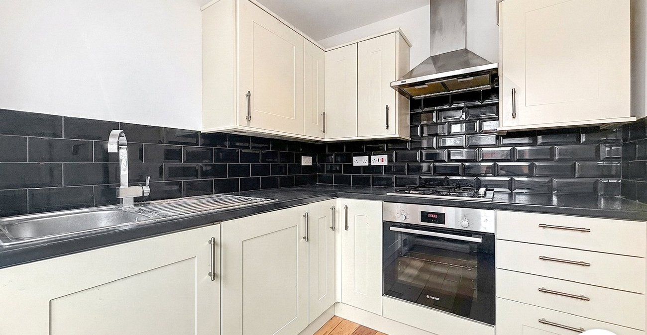 3 bedroom house to rent in London | 