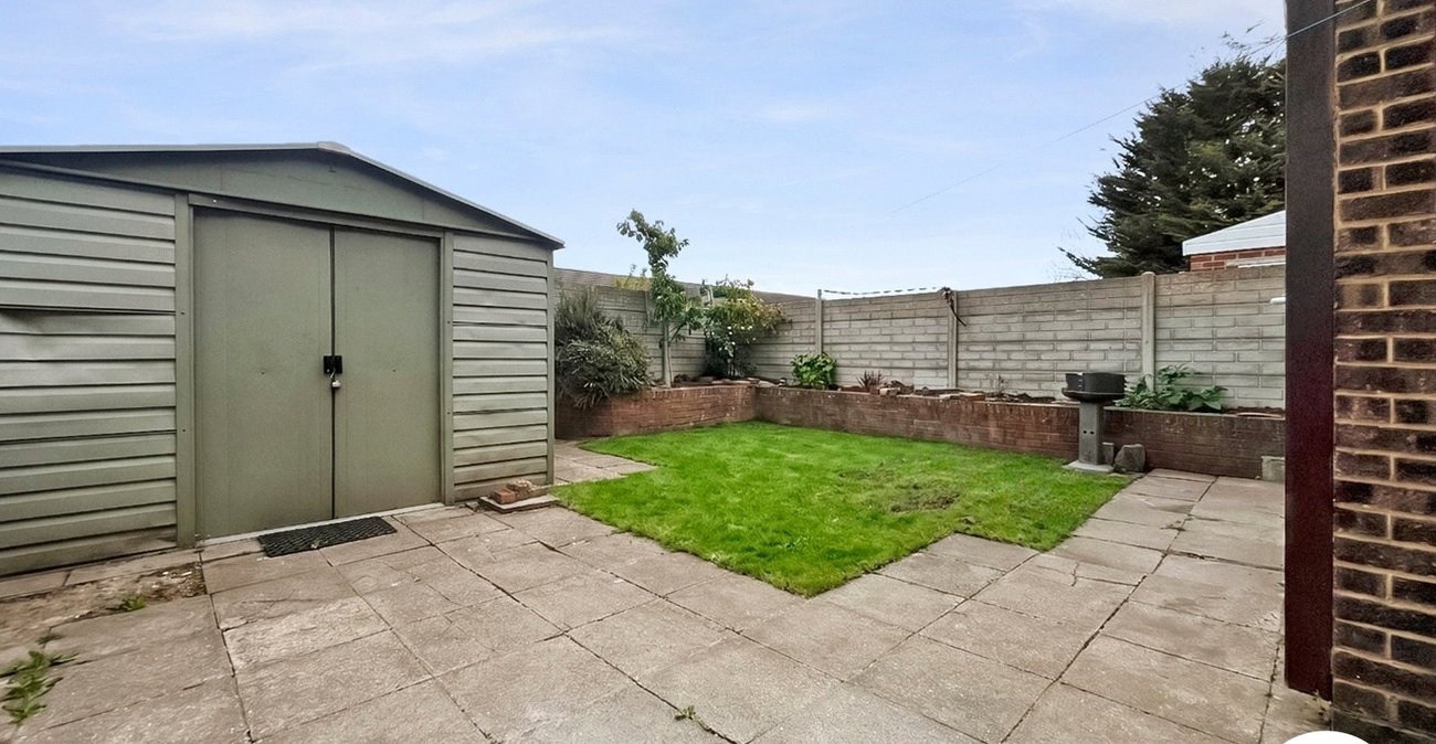 3 bedroom house to rent in Erith | Robinson Jackson