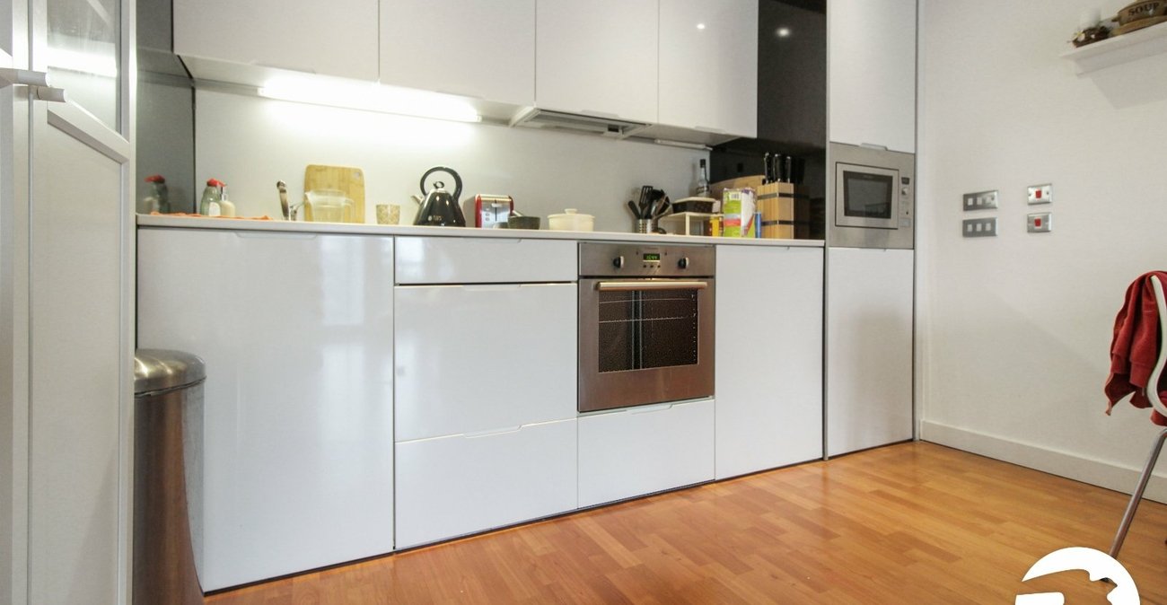 2 bedroom property to rent in Northfleet | Robinson Michael & Jackson