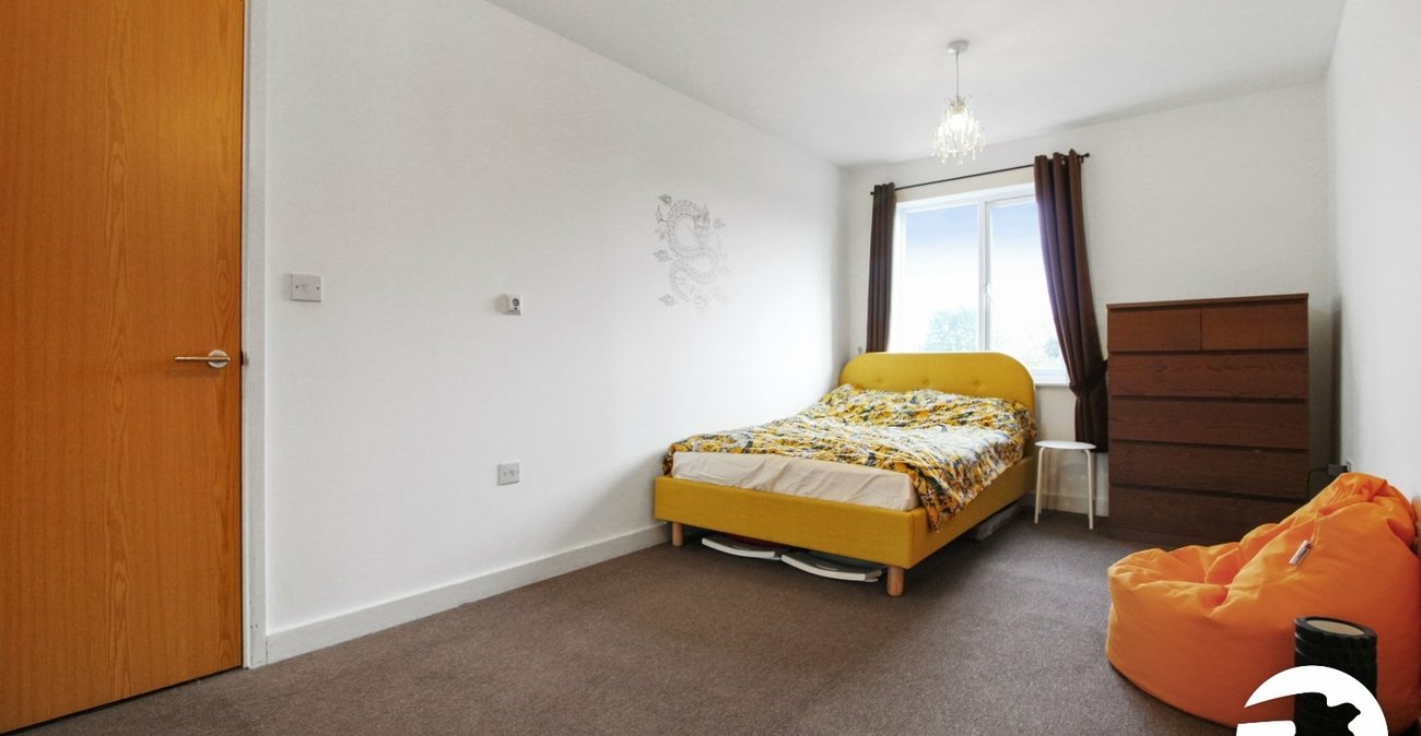 2 bedroom property to rent in Northfleet | Robinson Michael & Jackson