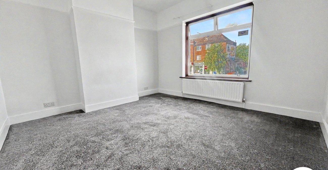 2 bedroom property to rent in Sidcup | Robinson Jackson