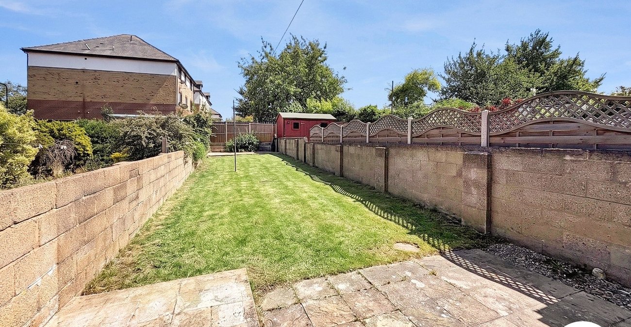 3 bedroom house to rent in Chatham | Robinson Michael & Jackson