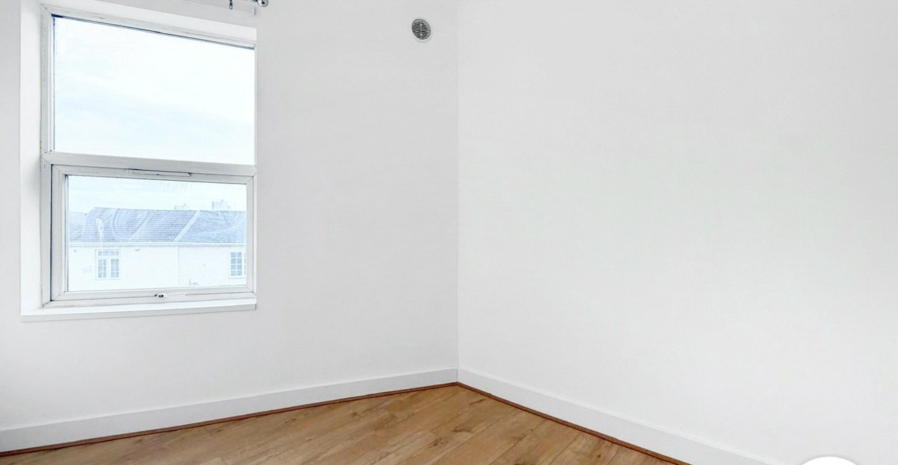 3 bedroom house to rent in London | 