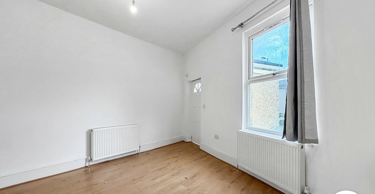 3 bedroom house to rent in London | 