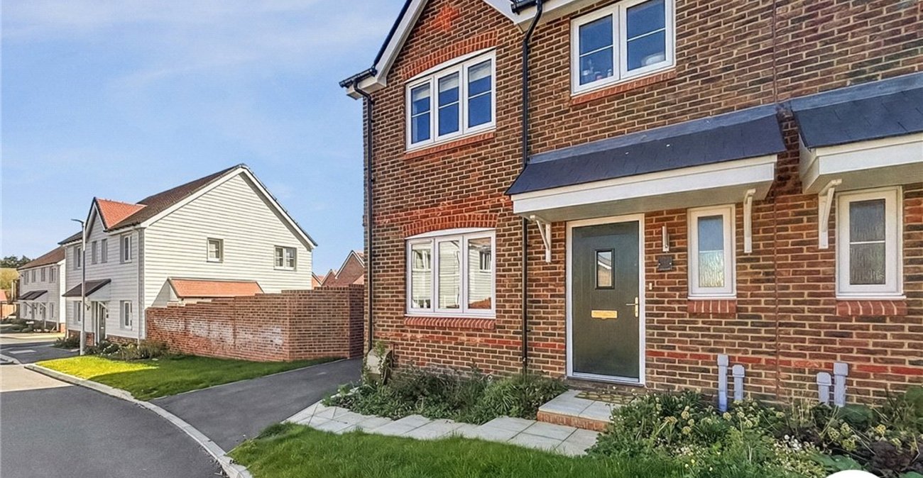 3 bedroom house to rent in Swanley | Robinson Jackson