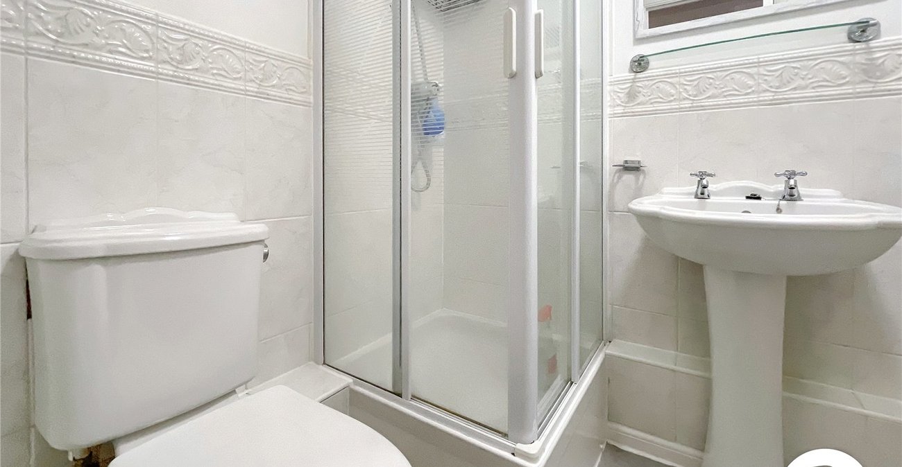 2 bedroom property to rent in Maidstone | Robinson Michael & Jackson