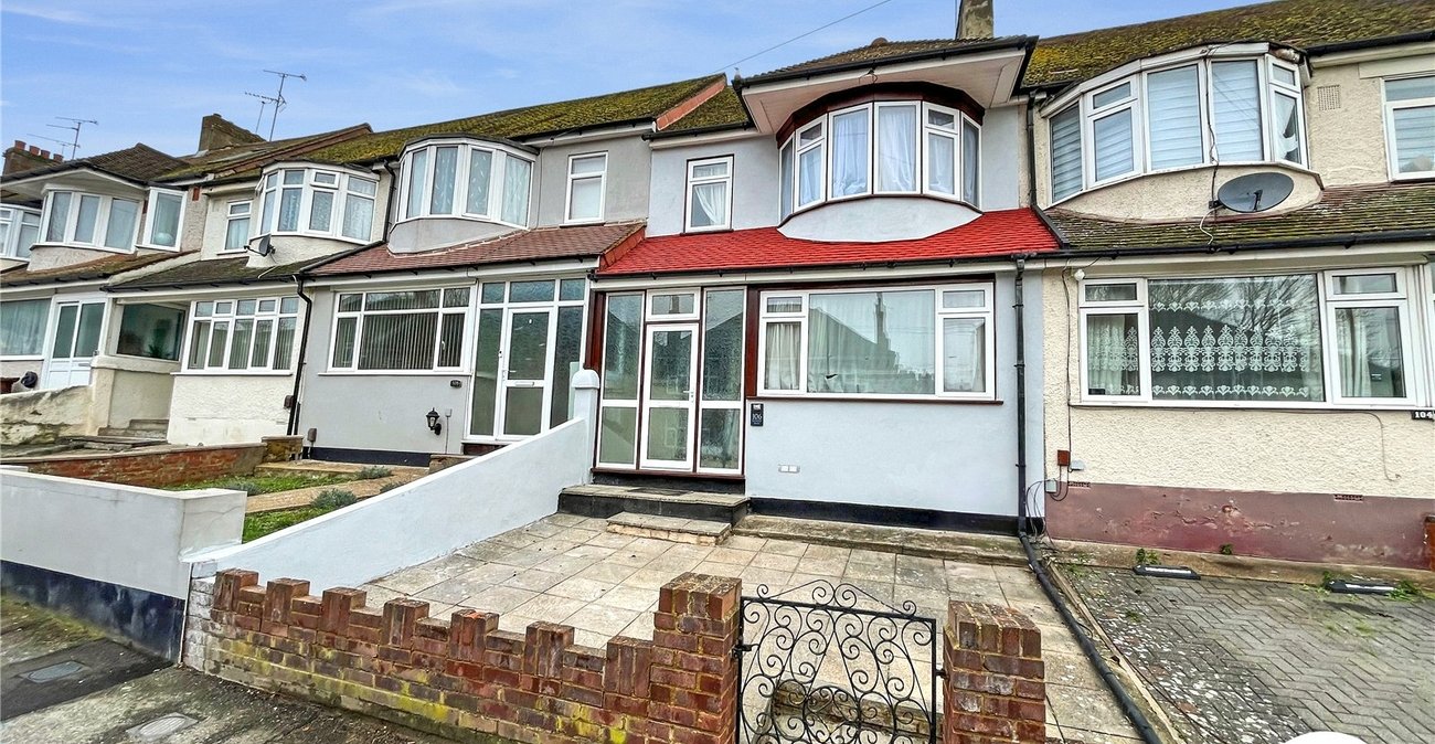 3 bedroom house to rent in Chatham | Robinson Michael & Jackson