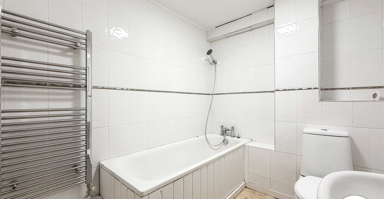 2 bedroom property to rent in Maidstone | Robinson Michael & Jackson