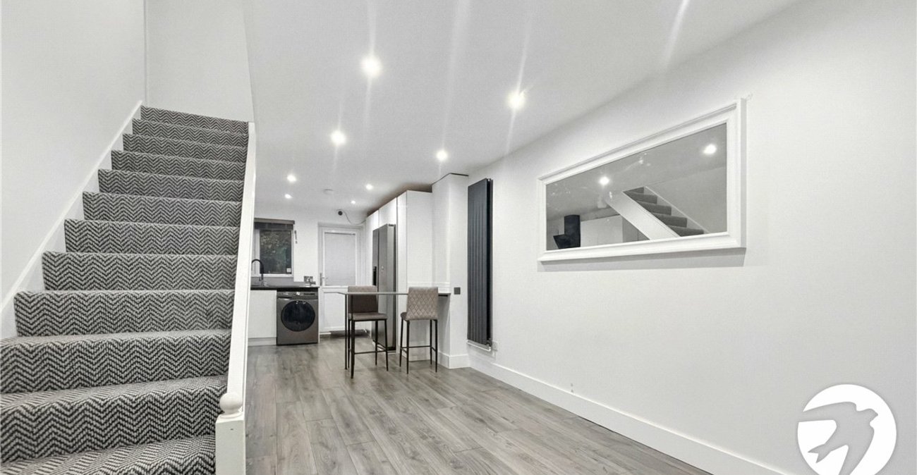 3 bedroom house to rent in Swanley | Robinson Jackson