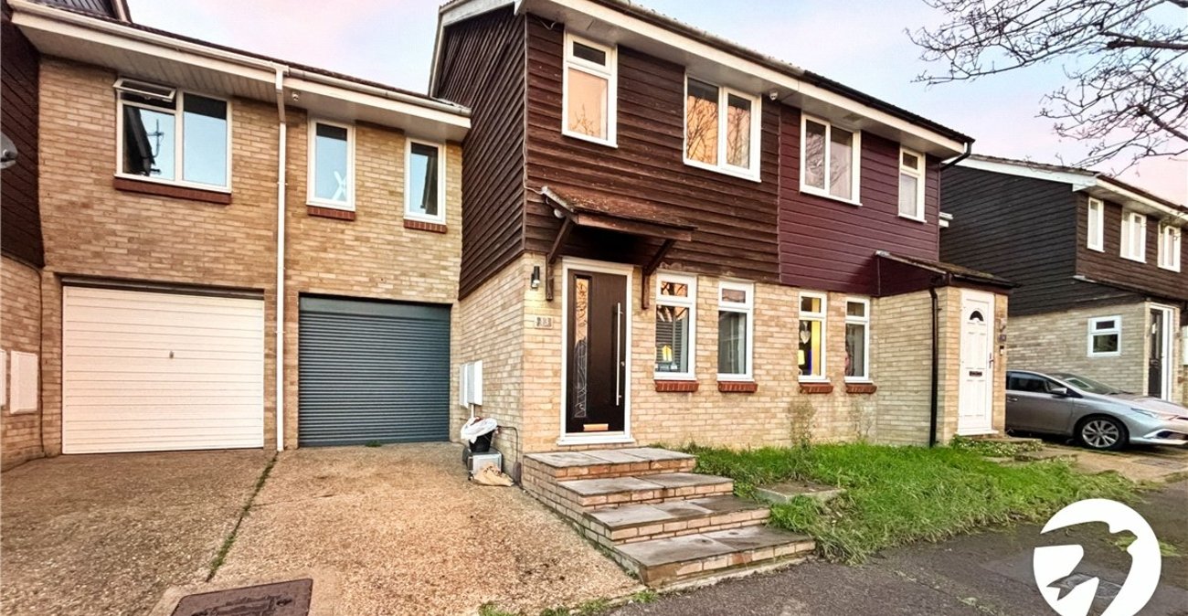 3 bedroom house to rent in Swanley | Robinson Jackson