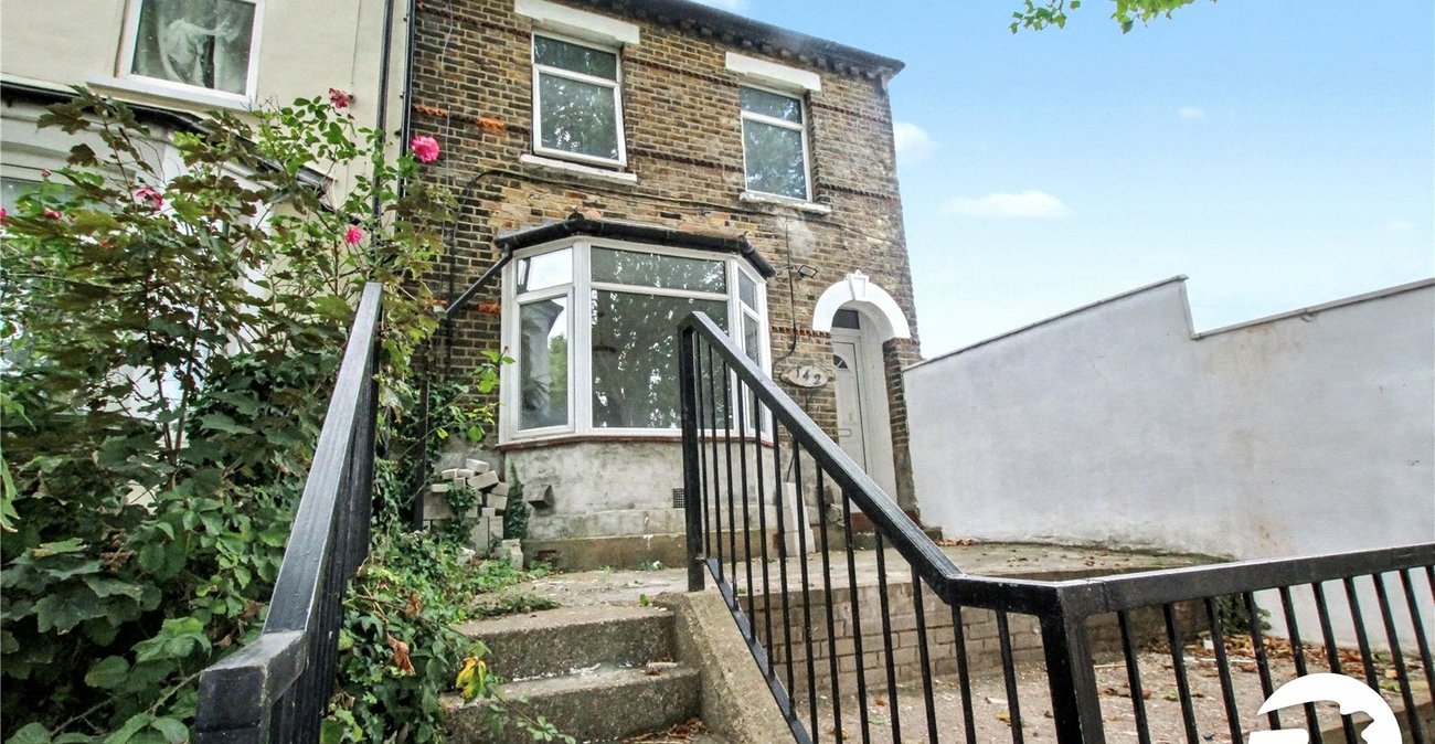 3 bedroom house to rent in Plumstead | 