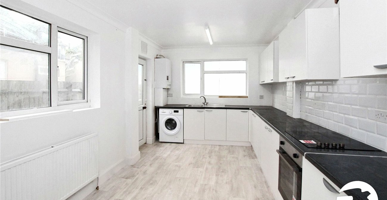 3 bedroom house to rent in Plumstead | 