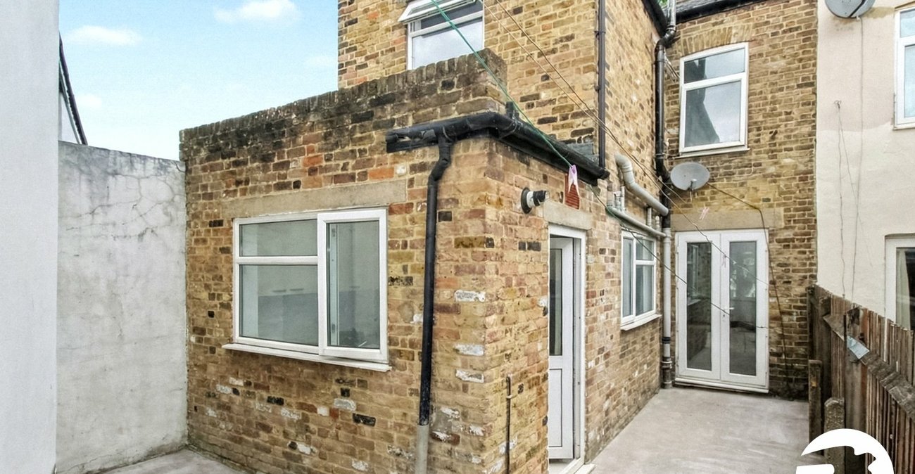 3 bedroom house to rent in Plumstead | 