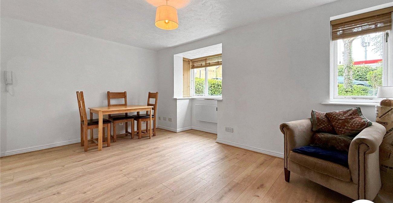 1 bedroom property to rent in London | Robinson Jackson