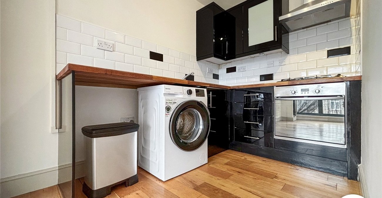 1 bedroom property to rent in London | Robinson Jackson