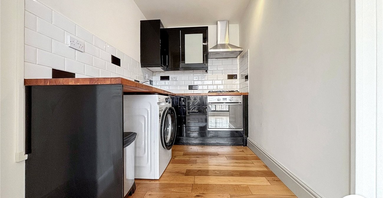 1 bedroom property to rent in London | Robinson Jackson