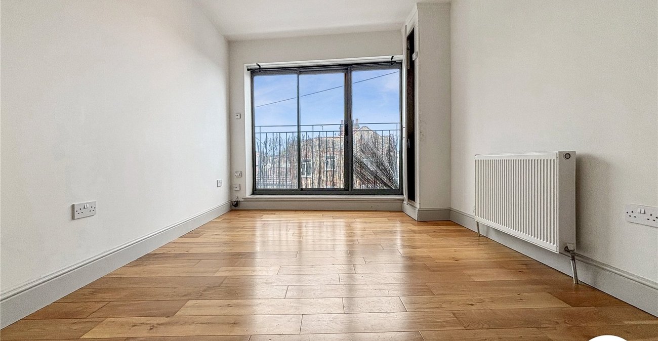 1 bedroom property to rent in London | Robinson Jackson