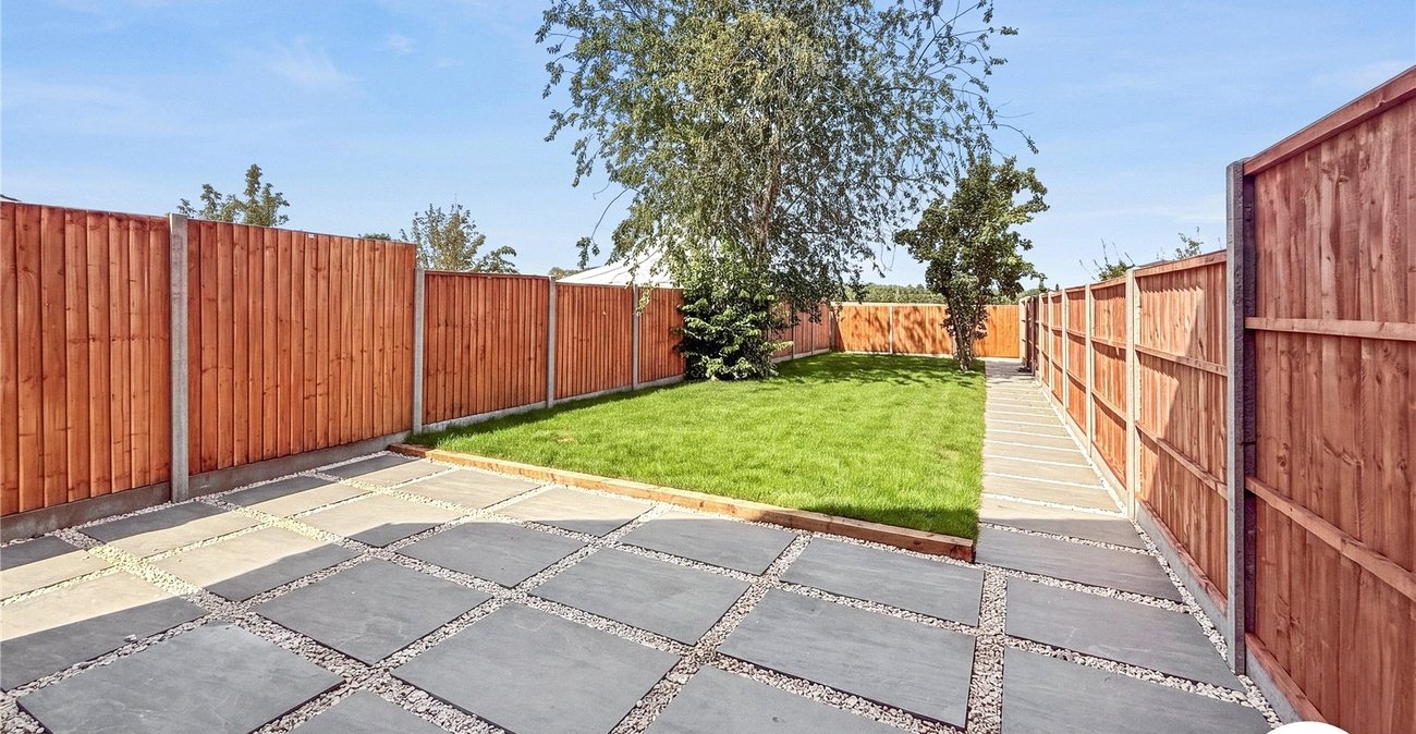 4 bedroom house to rent in Rochester | Robinson Michael & Jackson