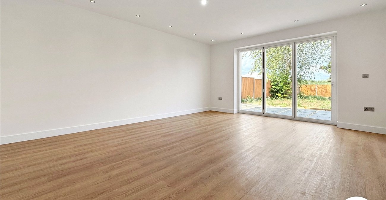 4 bedroom house to rent in Rochester | Robinson Michael & Jackson