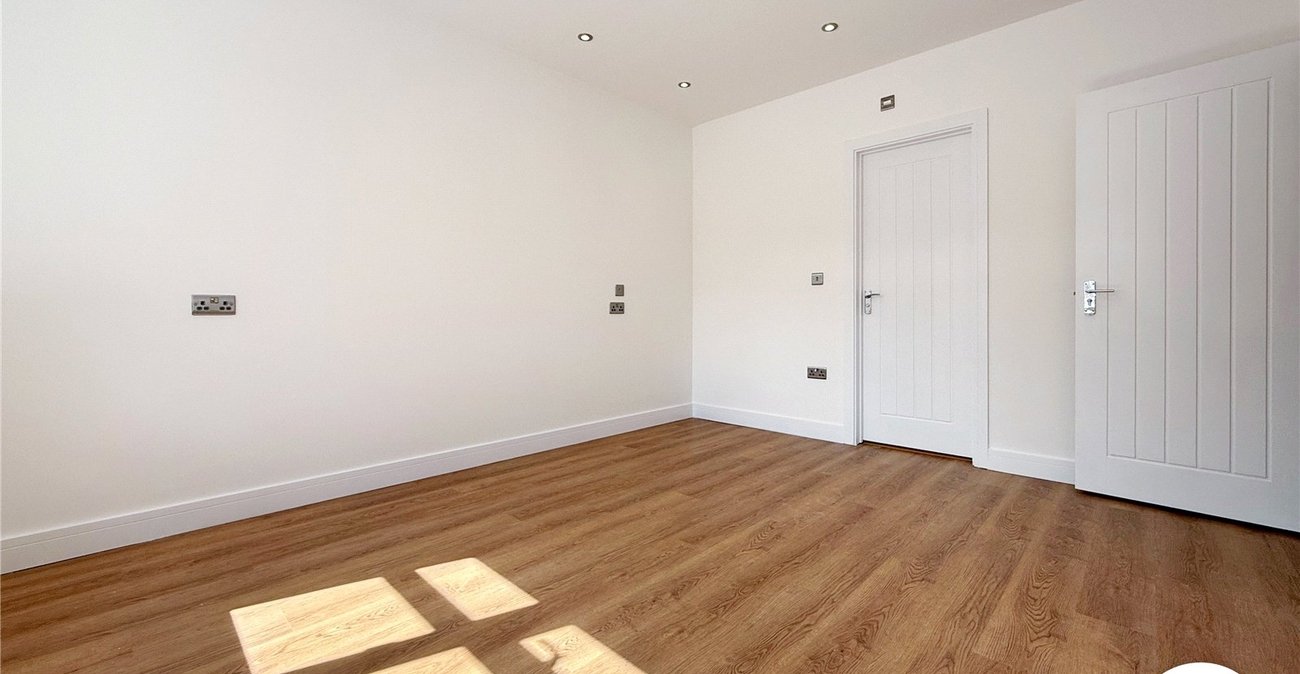 4 bedroom house to rent in Rochester | Robinson Michael & Jackson