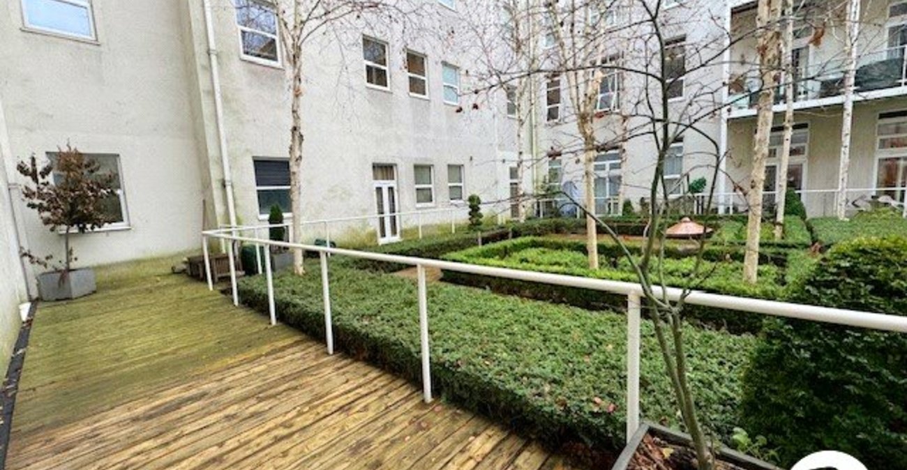 3 bedroom property to rent in London | 