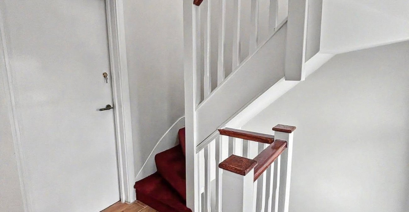 3 bedroom property to rent in Erith | Robinson Jackson