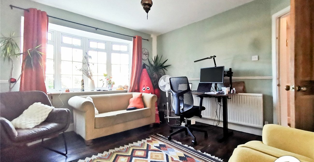 3 bedroom house to rent in Orpington | Robinson Jackson