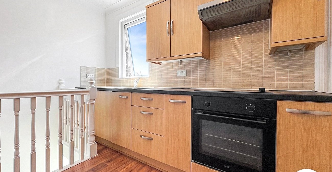 1 bedroom property to rent in Rochester | Robinson Michael & Jackson