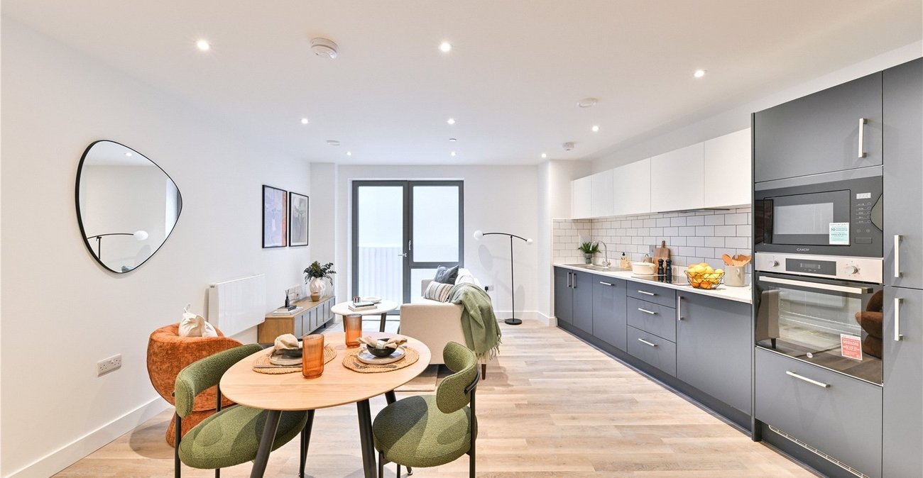 2 bedroom property to rent in Gravesend | Robinson Michael & Jackson