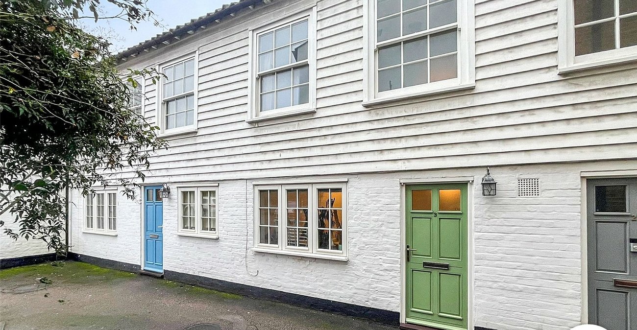 2 bedroom house to rent in Dartford | Robinson Jackson