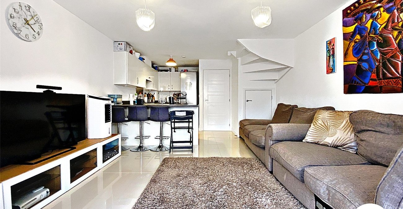 4 bedroom house to rent in Dartford | Robinson Jackson