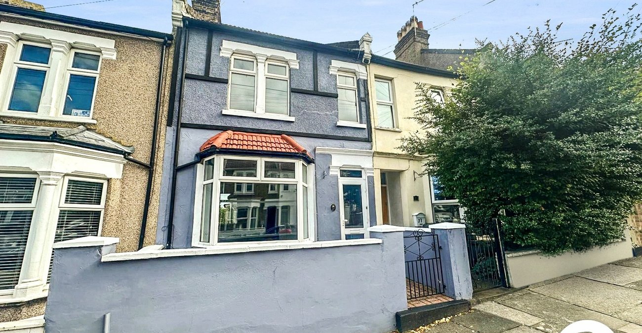 3 bedroom house to rent in Plumstead | 