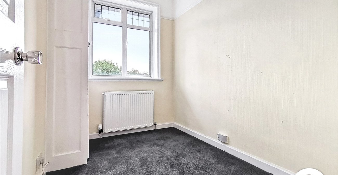 3 bedroom house to rent in Shooters Hill | 