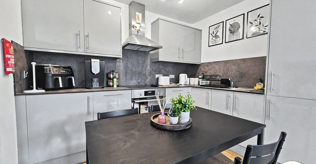 1 bedroom property to rent in Woolwich | 