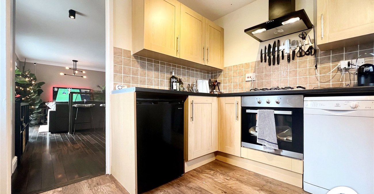 2 bedroom house to rent in London | 