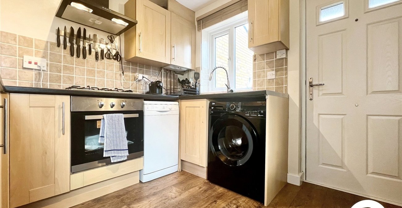 2 bedroom house to rent in London | 