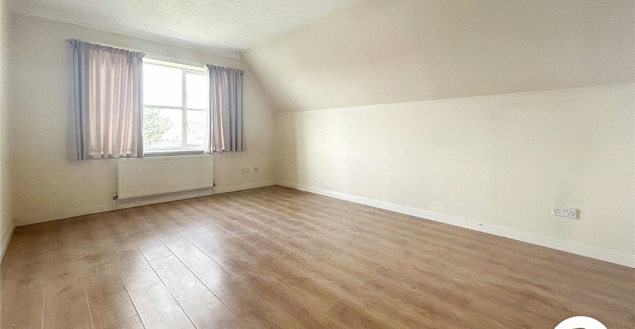 1 bedroom property to rent in Erith | Robinson Jackson